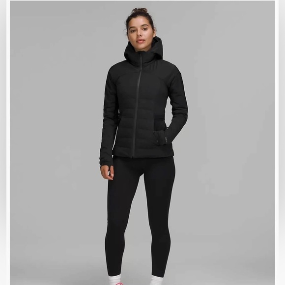 LULULEMOM - Down for it all jacket black 4 NWT - Picture 1 of 12